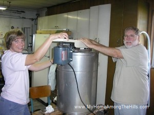 The honey extractor