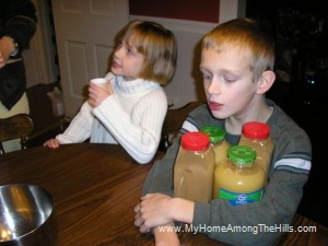 Making cinnamon applesauce ornaments! Making cinnamon applesauce ornaments