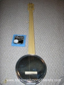 My homemade cookie tin banjo! My homemade cookie tin banjo!
