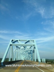 Bridge over the Ohio River in Ravenswood, WV
